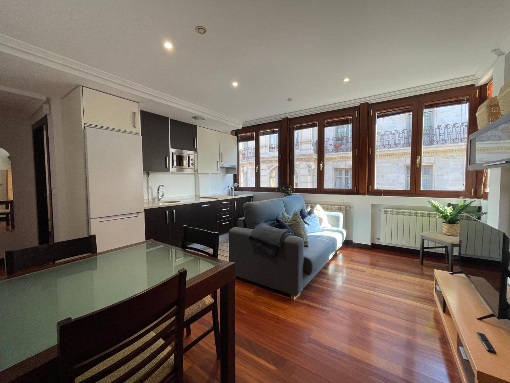Atuaire Home Vivienda A Luminosa Parking Incluido En Plena Calle Comercial Burgo Esterno foto