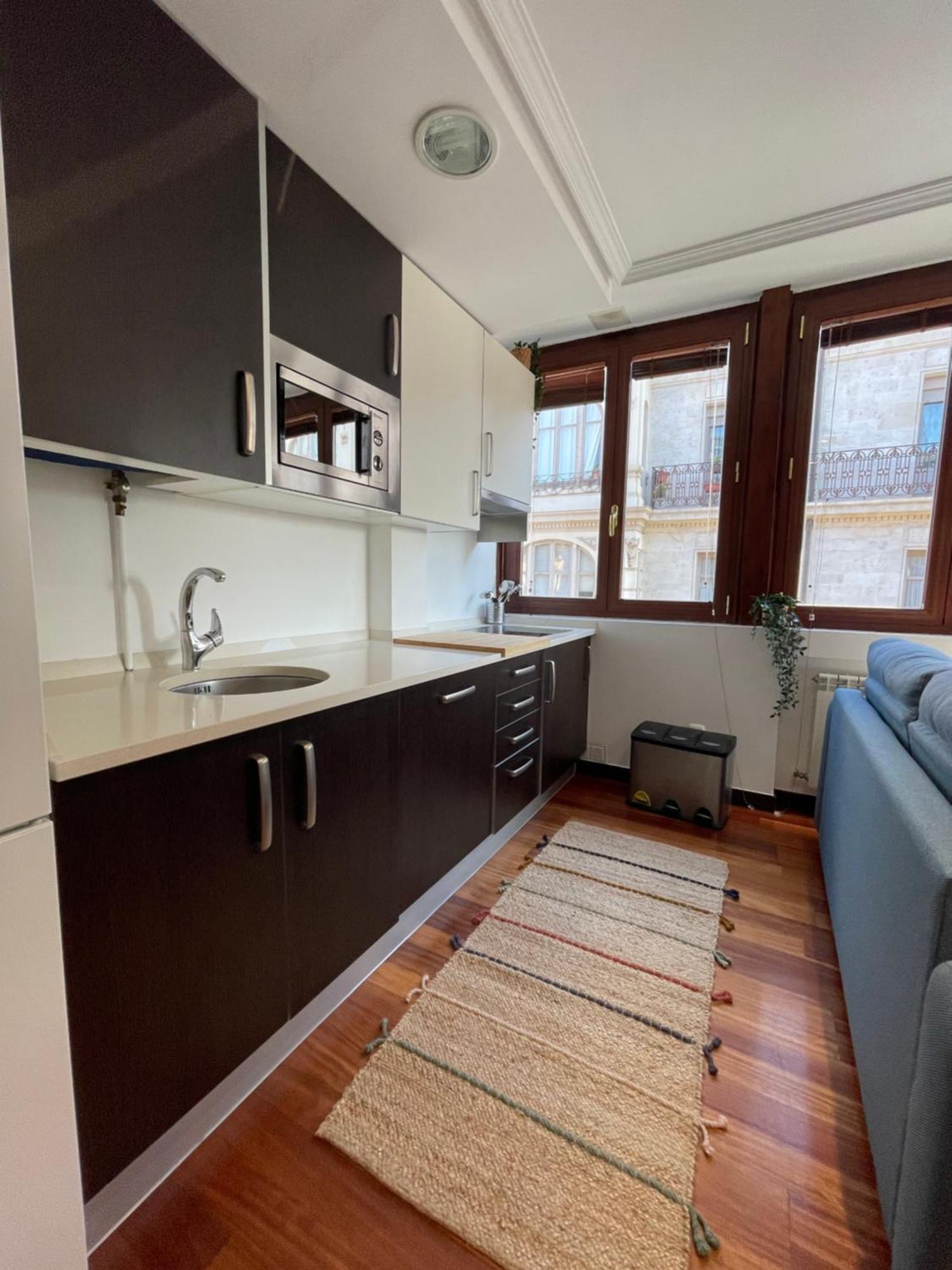 Atuaire Home Vivienda A Luminosa Parking Incluido En Plena Calle Comercial Burgo Esterno foto