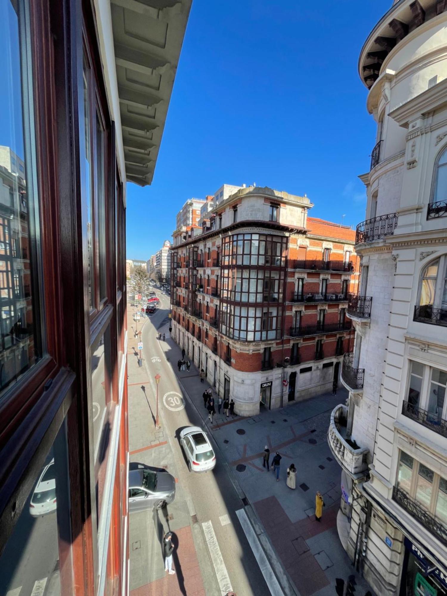 Atuaire Home Vivienda A Luminosa Parking Incluido En Plena Calle Comercial Burgo Esterno foto